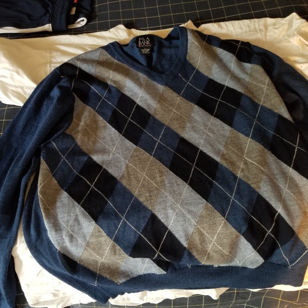Jos A. Bank Men's Merino Wool Sweater